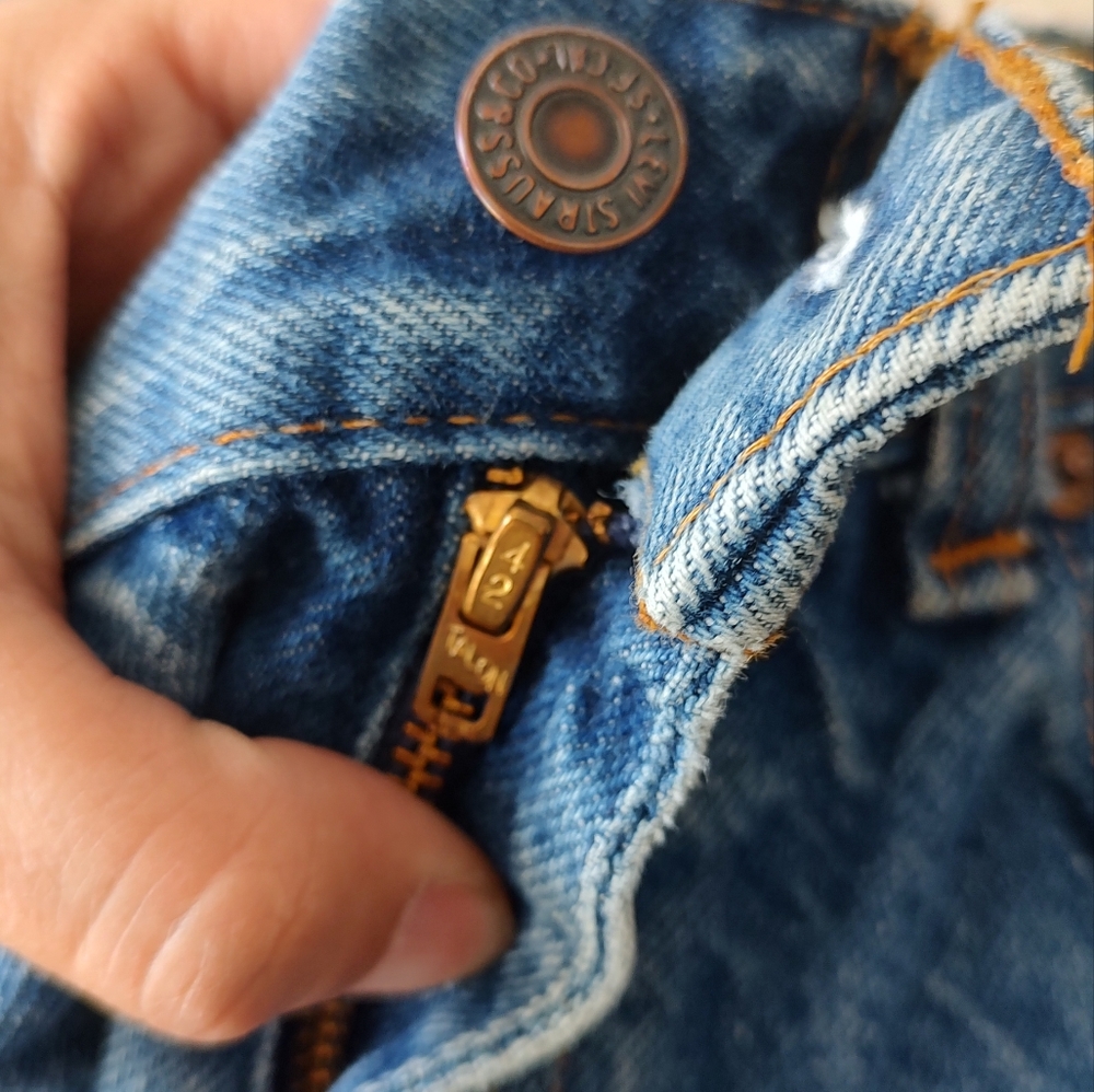 Vintage Levi's - Picture 12 of 15